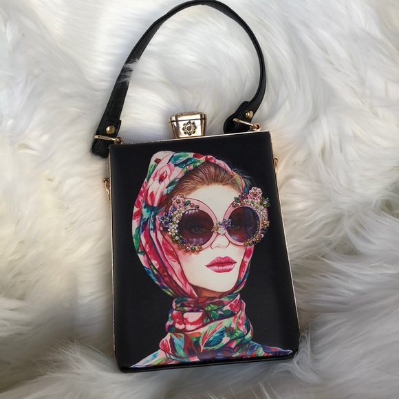 Handbags - Purses